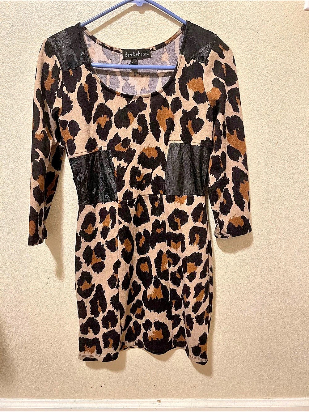 derek heart Animal Print Mini Dress Size Medium Like New
